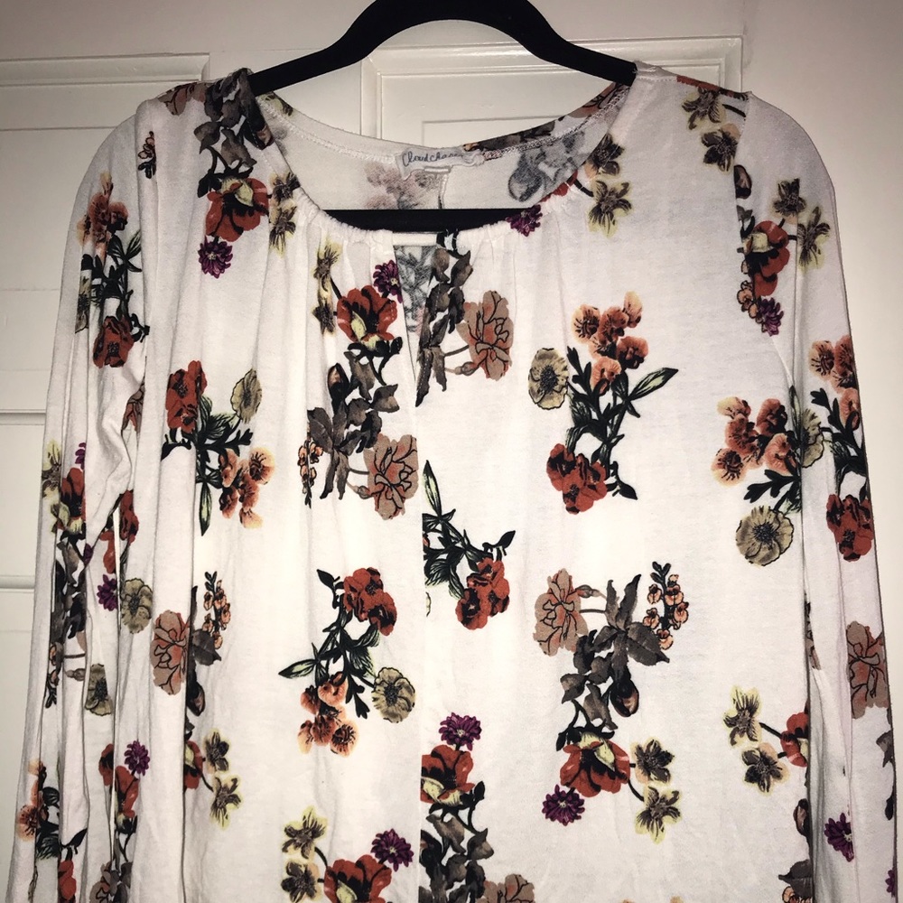 Flowered long sleeve
